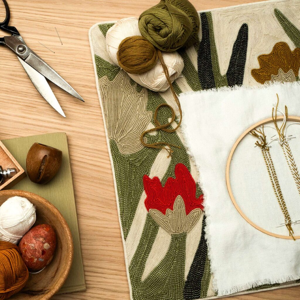 Handgemaakt gebloemde kussens Elitis kumori-co-274-80-02 in zwart en meerkleurig