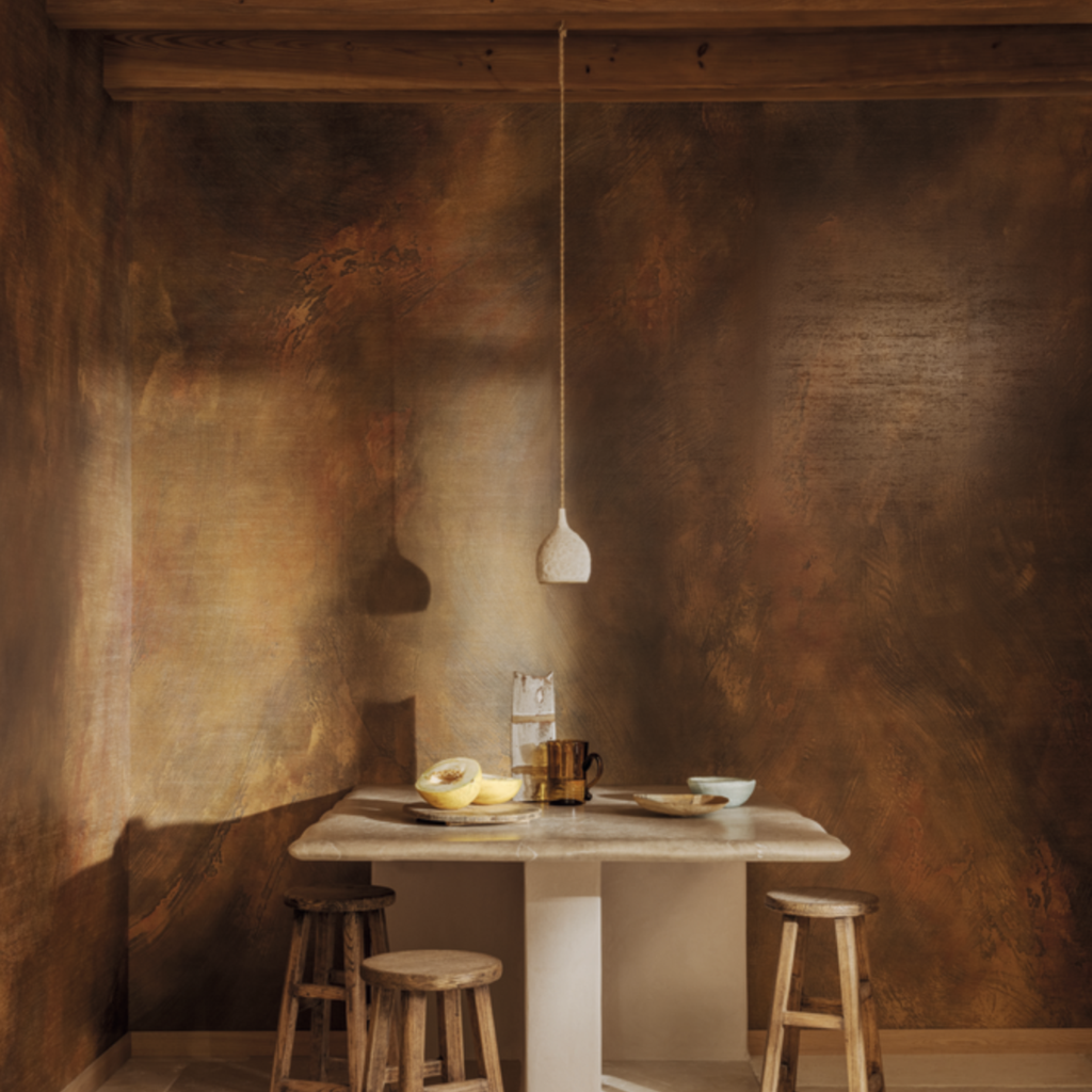 eetkamer wand beplakt met Lanzarote Palazzo panorama behang VP 1032-01 van Elitis, koper metaal wand