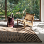 Interieur met het vloerkleed Elitis Sento TA 143-76-04