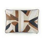 Kussenhoes met geborduurde lijnen in bruin Elitis morning-co-272-17-02