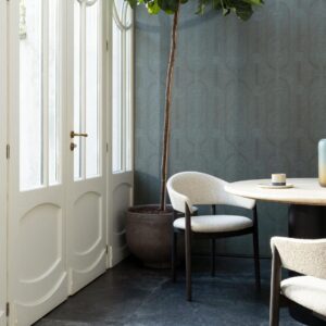 Arte Essentials Luxor Amulet behang in kleur Blue Stone (19413) - Interieur impressie