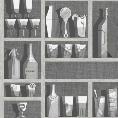 Illustratie van het Fornasetti-behang Cocktails met een kast vol flessen en bekers in grijstinten
