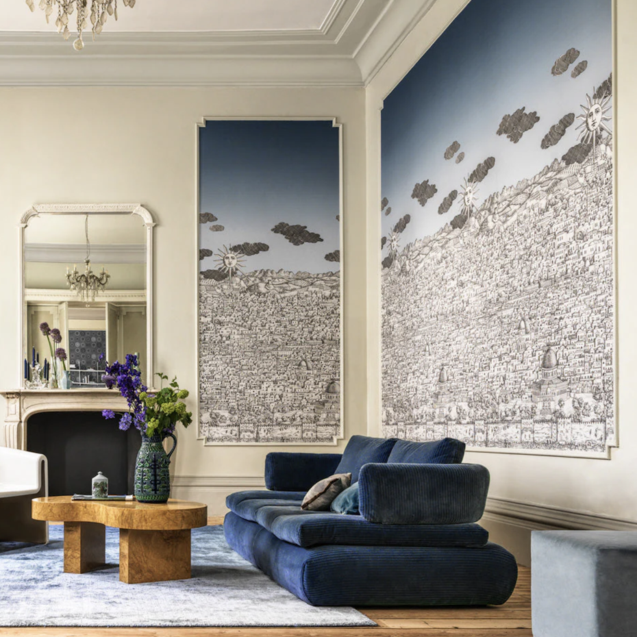 illustratie van het Fornasetti-behang Vista Mediterranea, architectonische voorstelling van Jeruzalem in blauw