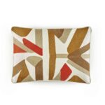 Kussenhoes met geborduurde lijnen in rood Elitis morning-co-272-25-02