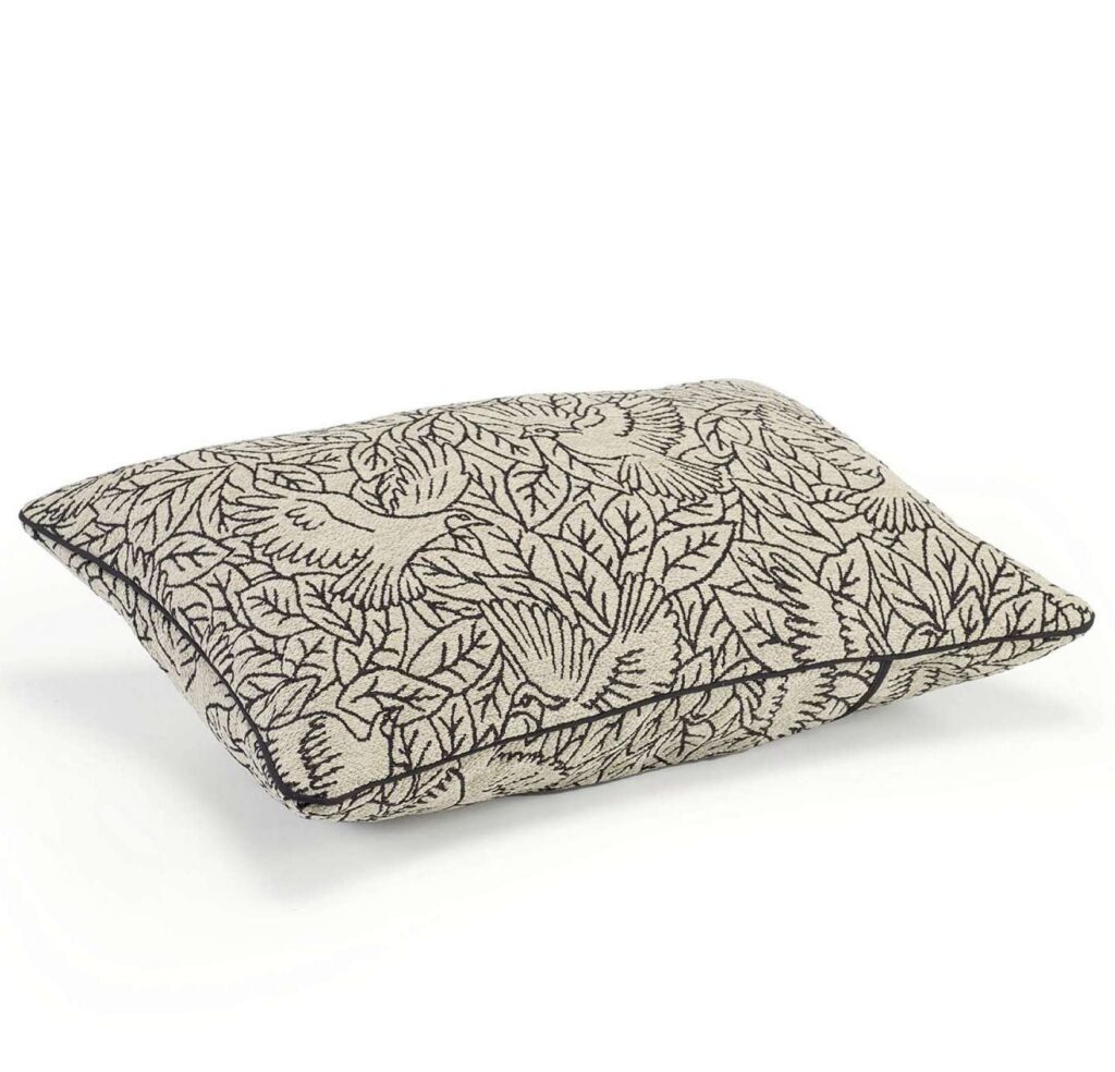 sierkussen eltis casoar-co-268-88-02 met vogelpatroon in zwart wit