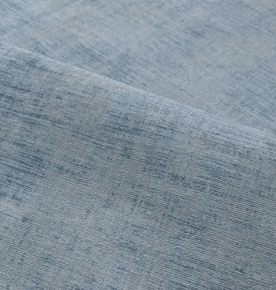 Product weergave met het behang: CASAMANCE - Le Velours 2 Johara 74396186 in de kleur Pierre bleue