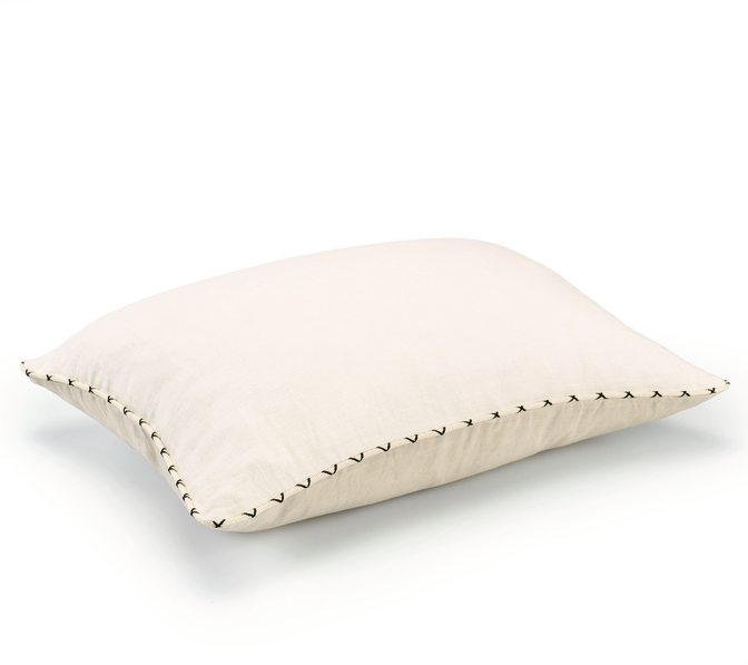 2 kleurig Wit, creme linnen Elitis Gaia CO 271-03-02 kussen met bordure rand