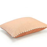 2 kleurig linnen kussen Elitis Gaia CO 271-54-02 oranje en zalm kleur