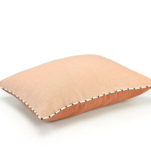 2 kleurig linnen kussen Elitis Gaia CO 271-54-02 oranje en zalm kleur