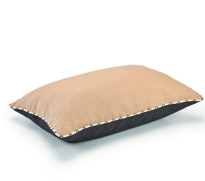 Linnen kussen Elitis Gaia CO 271-76-02 - 2 bruin en zalm kleur zijkant