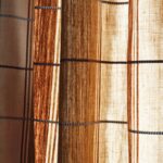 Gordijn van de stof Elitis Onomichi Hanaki JU-005-21 in de kleur Lanterne ouverture