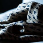 stof weergave van Elitis hiroko-maka-cn-007 in de kleur blauwEntre twee instants bleus