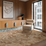 Interieur weergave van het vloerkleed: Limited Edition Arabesque_High_AARH23334_Amberlight_Rectangle