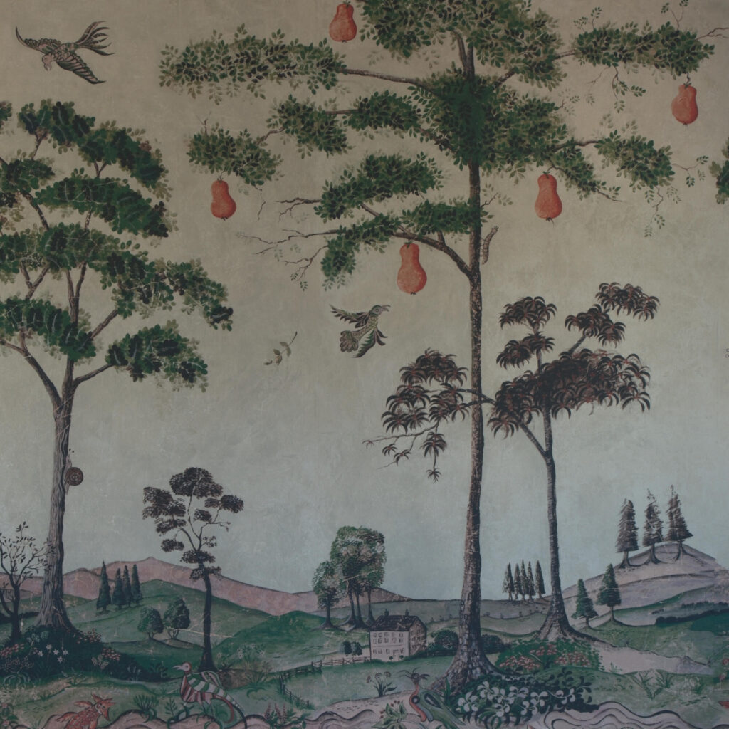 Product weergave van het Andrew Martin mythical-land-vellum behang