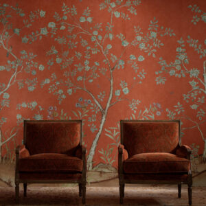 Intrieurweergave van het Andrew Martin songbird-sunset panorama behang in rood