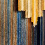 Weergave van het Elitis-cartagena-cannelure-rm-1147-40 gestreepte behang