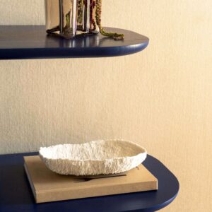 Interieur weergave van het beige Elitis cartagena-faisceau-RM 1146-10 behang