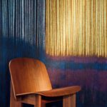 Interieur weergave van het blauw met gele Elitis - Cartagena Sanctuaire RM 1141-01 panorama behang