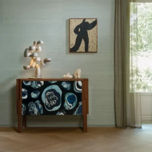 Interieur met Arte Mysuru Mandya behang in blauw, kleur Sky Blue (35400)