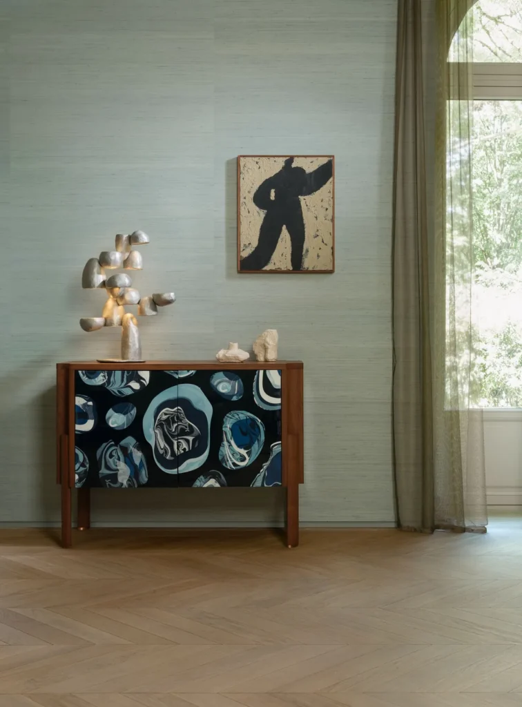 Interieur met Arte Mysuru Mandya behang in blauw, kleur Sky Blue (35400)